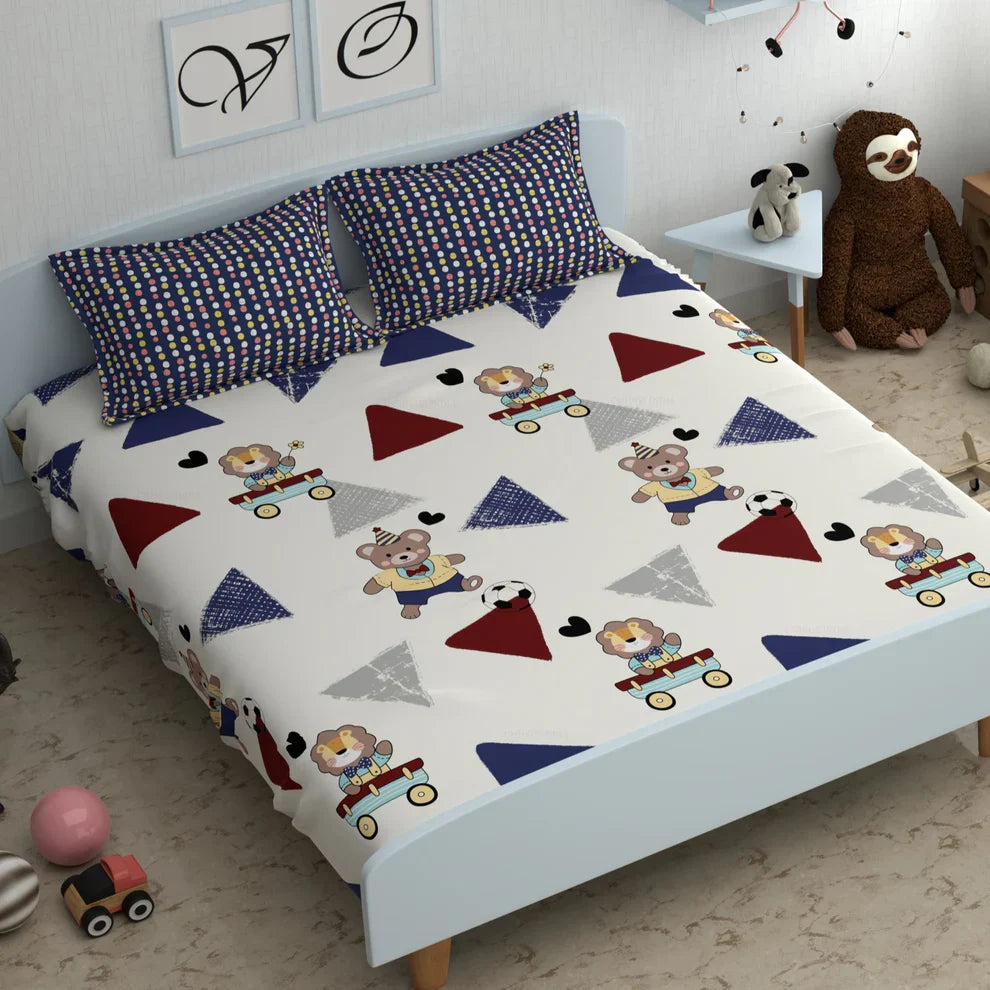 Multicolor Cartoon Print Cotton Blend King Size Bedsheet with 2 Pillow Covers